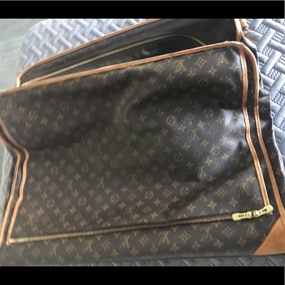 Vintage Louis Vuitton Garment Carrier - Picture 12 of 16